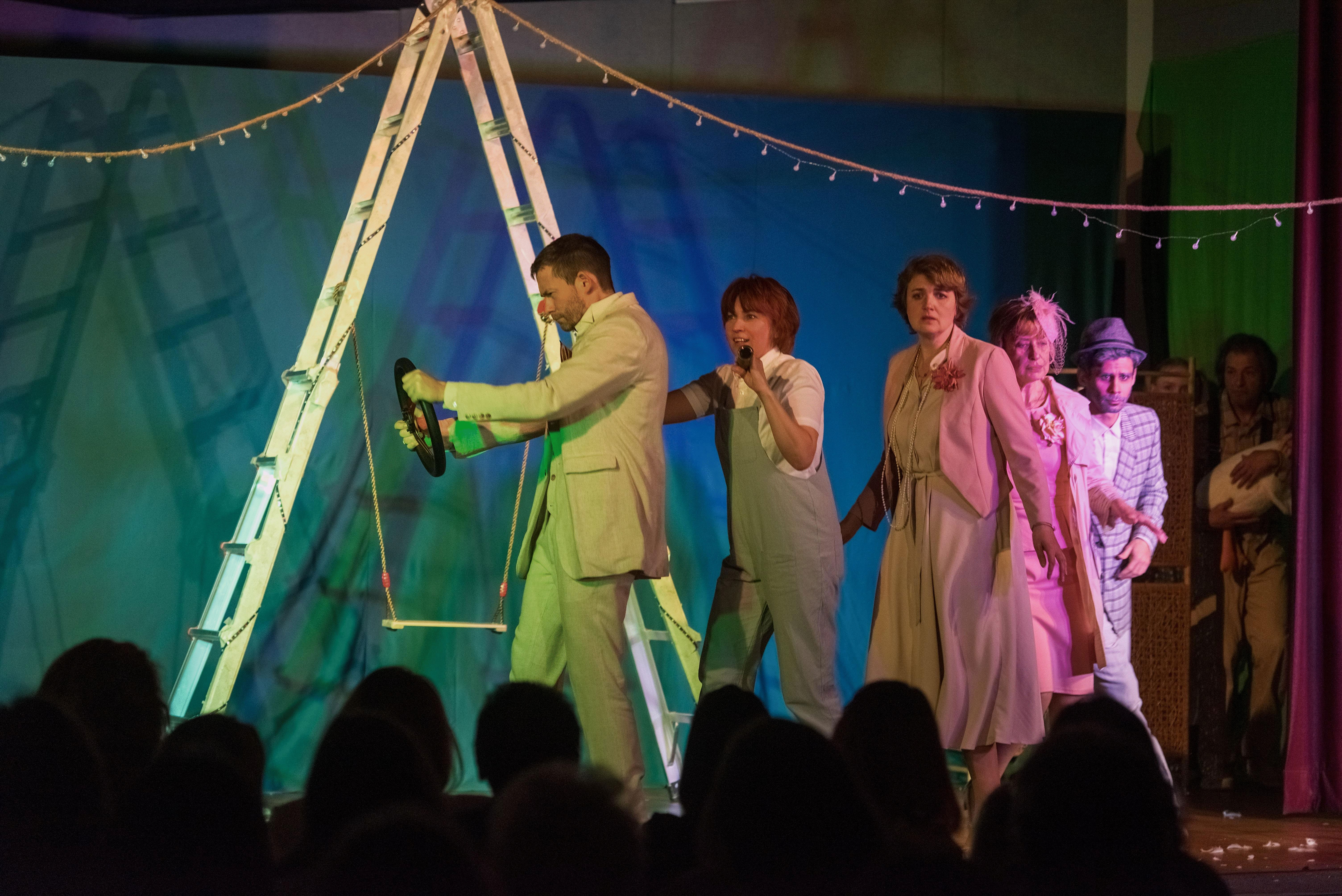 Спектакль "Мой дедушка был вишней"